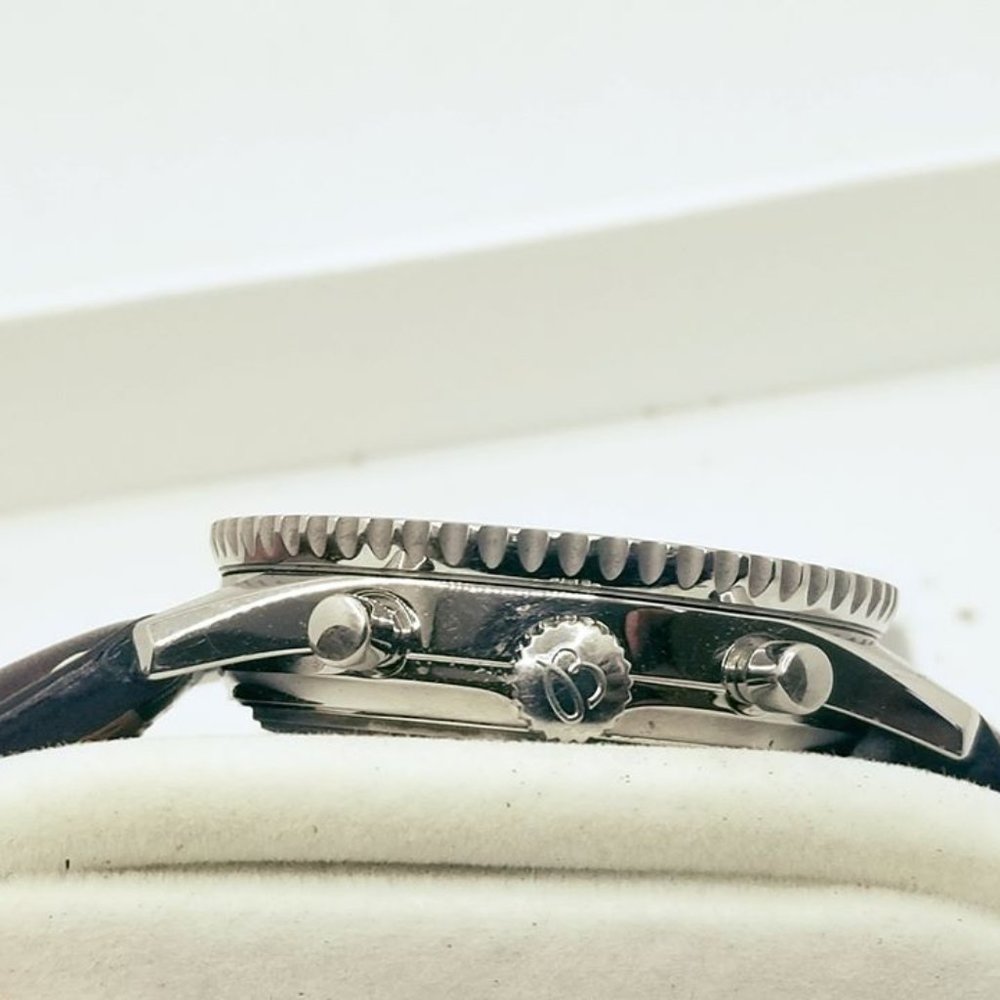 Breitling Navitimer Montbrillant 41mm - Picture 4 of 5